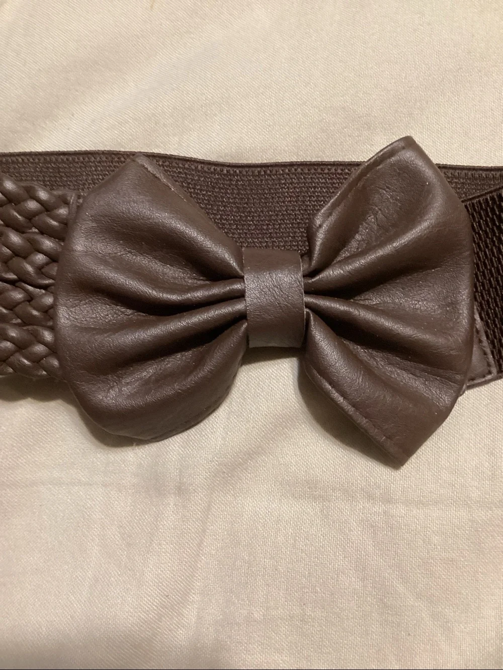 Set of 3 Elastic Waist Belts in Gray, Brown & Black